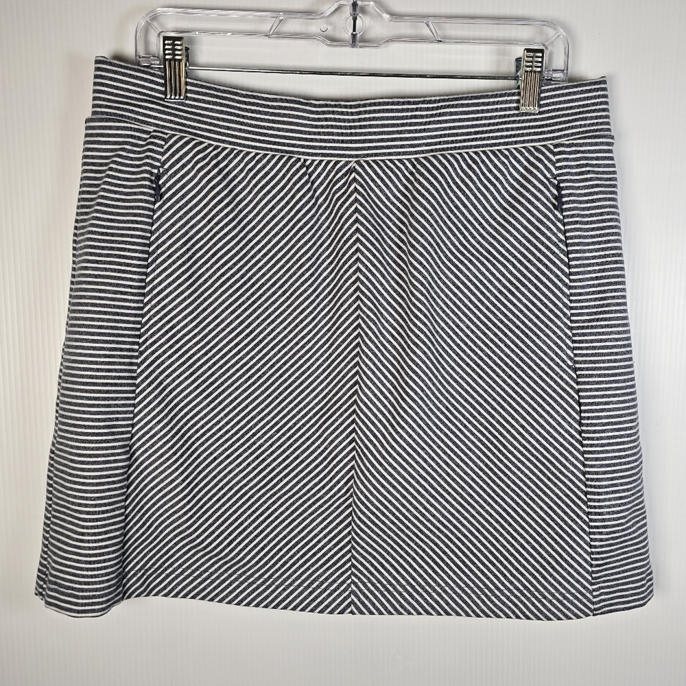 Talbots Black and White Striped Mini Skort Zippered Pockets Size L Preppy Casual